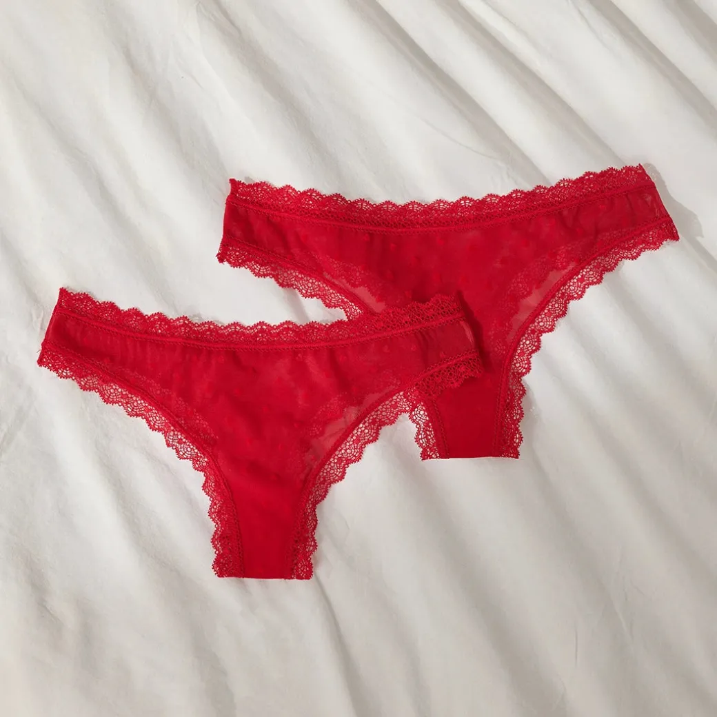 Tangas mit Spitze love